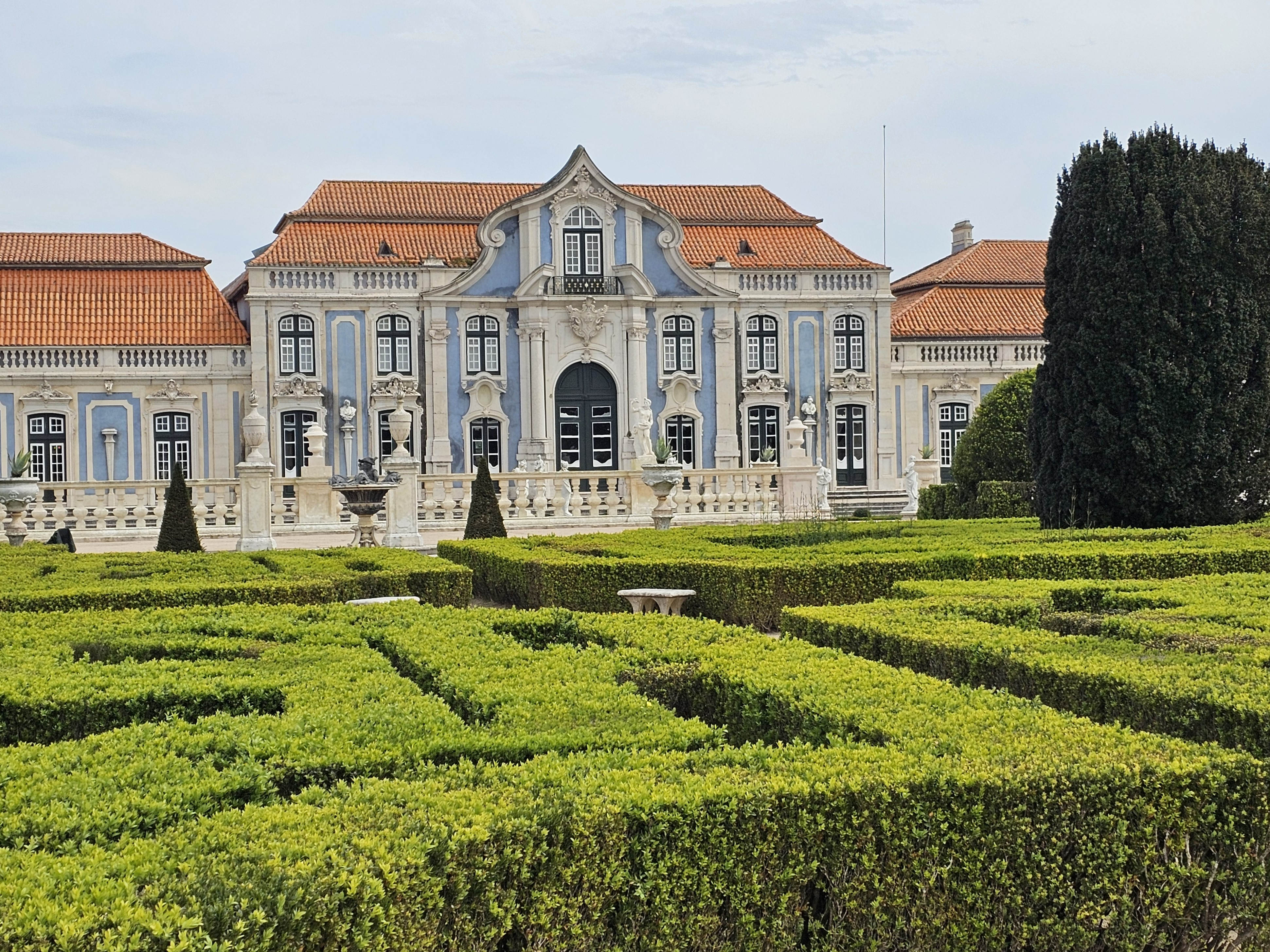 Queluz